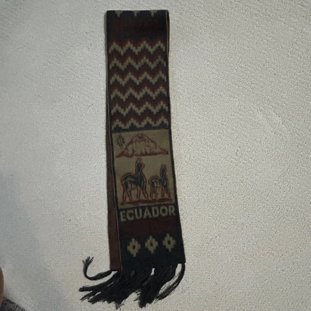 Ecuador Scarf Alpaca Llama Woven South America‎ Travel Souvenir Brown Beige